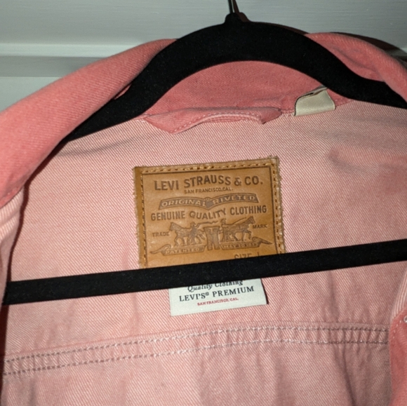 Official exclusive Hawthorne Heights pink jean jacket - Picture 3 of 3